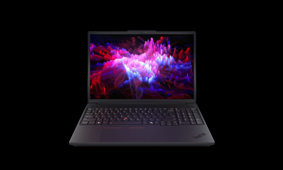 Lenovo lansează în cadrul Innovation World 2025 un portofoliu extins de dispozitive și soluții cu AI pentru segmentul de business