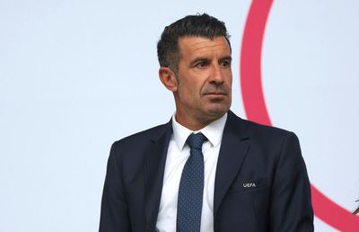 Luis Figo a spus ce jucător de la Barcelona ar transfera la Real Madrid