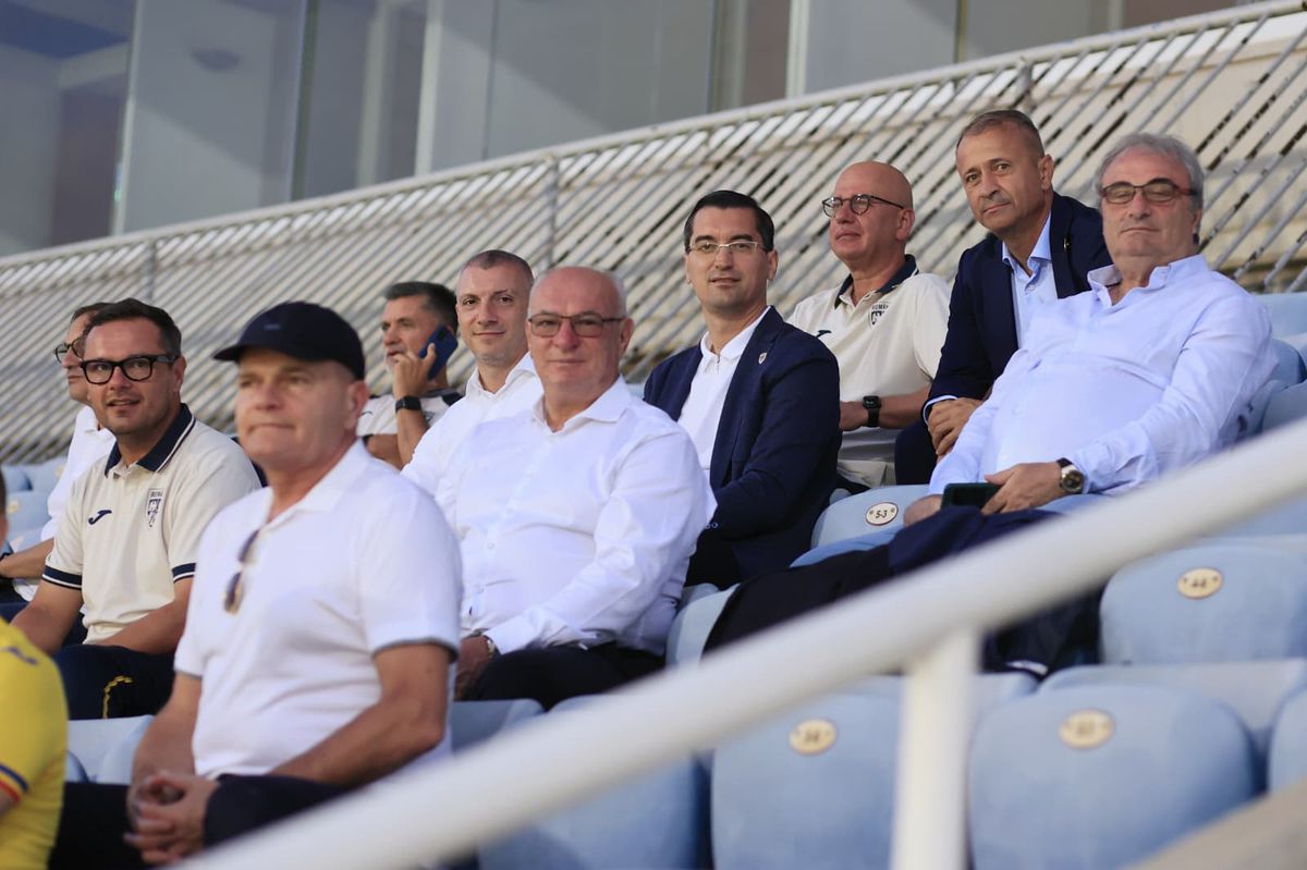 Mircea Lucescu pregătește o echipă de start total neașteptată pentru meciul cu Cipru » Din nou, fără jucători de la FCSB în primul „11”