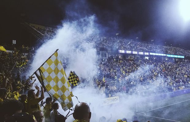 Care sunt echipele de fotbal cu cele mai înfocate galerii