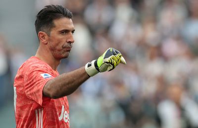 Roberto Mancini pregătește marea surpriză » Gianluigi Buffon poate reveni la naționala Italiei!