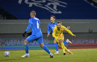 ISLANDA - ROMÂNIA 2-1. FOTO+CRONICĂ Prea slabi pentru Euro » Visul „tricolorilor”, spulberat la Reykjavik!