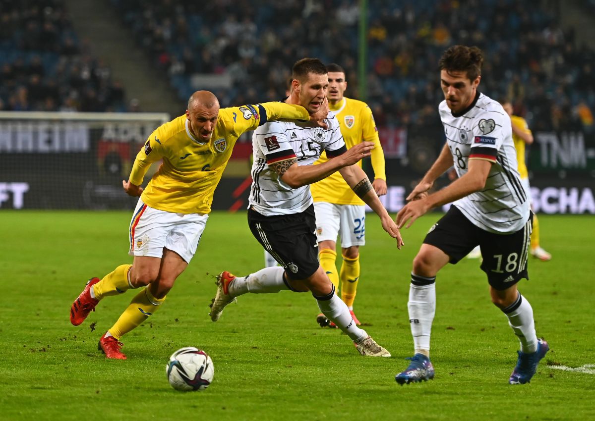 Germania - România 2-1 » Prestație de Mondial a „tricolorilor”! „Vulpoiul” Muller ne-a înfrânt, dar avem față de baraj