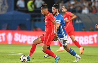 Planul lui Gigi Becali e greu de aplicat! Situație complicată pentru doi dintre jucătorii pe care-i vrea afară de la FCSB