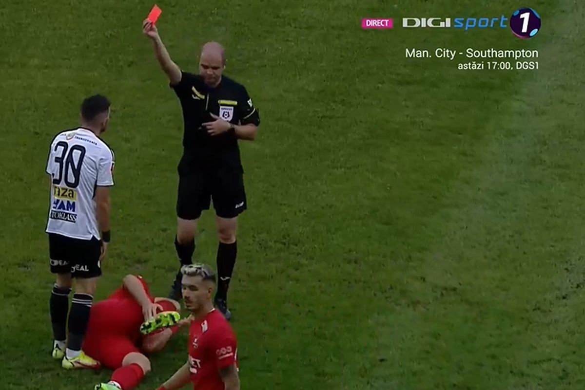 Nu i-a venit să creadă » Jucătorul de la U Cluj a văzut cartonașul roșu la două minute de la intrarea pe teren!