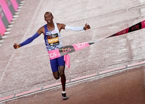 Recordul mondial la maraton zdrobit la Chicago! » Mai mult de 30 de secunde sub precedentul vârf