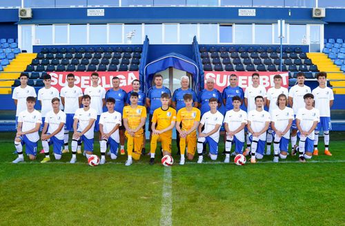 FCSB U18 a fost învinsă clar, pe teren propriu, de Farul Constanța, scor 1-6, în runda cu numărul 9 din Liga de Tineret U18. 
Foto: academiahagi.ro