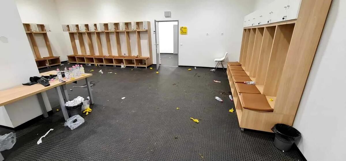 Ce e în spatele imaginilor care au scandalizat fotbalul românesc în week-end » Explicație pentru seringa din vestiar: „Am lăsat-o acolo intenționat”