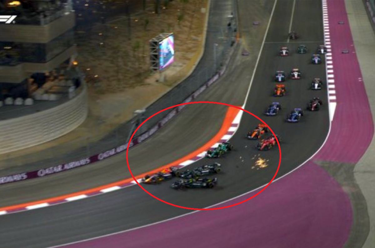 Max Verstappen, suprem și în Qatar, în week-end-ul în care a sărbătorit al treilea titlu la rând! Accident cu piloții Mercedes