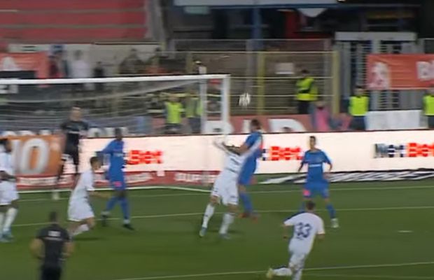 CFR Cluj acuză, după FC Botoșani - FCSB: „Dacă acolo s-a dat penalty, înseamnă că e și aici”