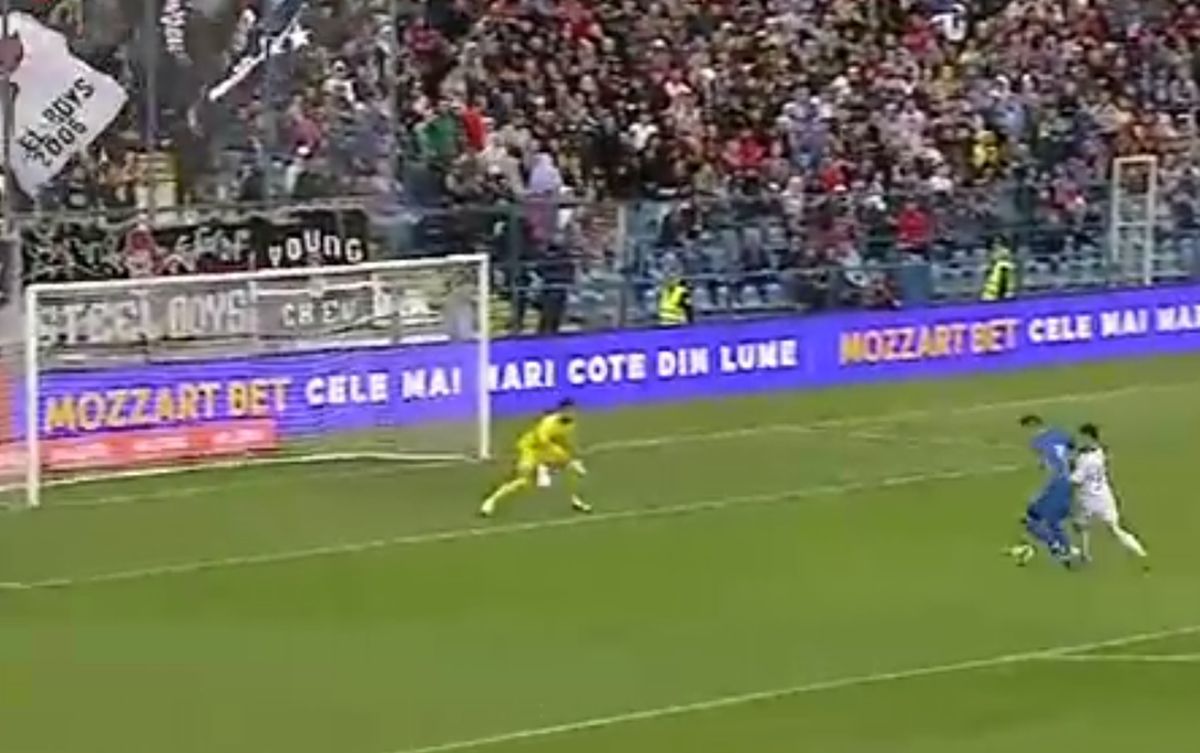 Farul a cerut penalty în deplasarea cu Oțelul / FOTO: Capturi TV @Orange Sport 1