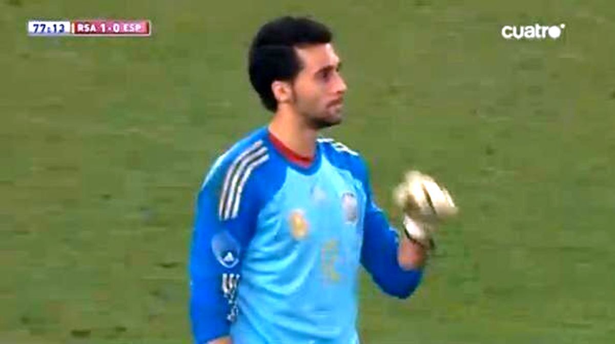 Olivier Giroud, alături de Daniel Pancu și Cosmin Moți! Ce alți jucători de câmp au fost portari pentru o zi