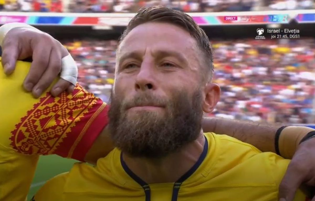 Scene emoționante la România - Tonga » Florin Surugiu și-a luat rămas bun în lacrimi de la „stejari”