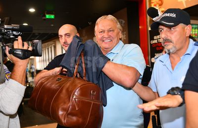 Dănuț Lupu, încătușat pe aeroport și preluat de autorități » Toate imaginile venite de la reporterii GSP
