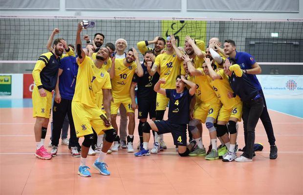 Calificare dramatică! CSM Corona Brașov merge în turul al treilea al preliminariilor Ligii Campionilor la a 11-a minge de set