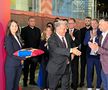 Gică Popescu a replicat tăios, după ce el și Hagi n-au fost invitați la inaugurarea academiei Barcelonei la București: „S-au înșelat! Ne vedem azi la Parlament”