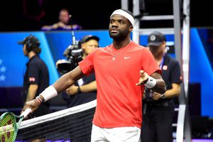 Frances Tiafoe, reacție nervoasă după înfrângerea cu Safiullin de la Shanghai »  Americanul a strigat la arbitru