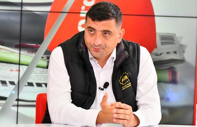 „Spuneți-ne, sunteți omul lui Vladimir Putin?” » „Ultrasul”-candidat GEORGE SIMION, dialog fără mănuși cu Ovidiu Ioanițoaia: „Mai degrabă am luat bătăi decât am dat! Puneți întrebări mai bune ca Andreea Esca”