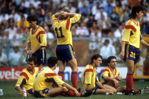 Dănuț Lupu, cu numărul 11, la CM din 1990. Foto: Imago