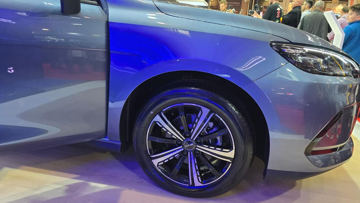 BYD SEAL 5 DM-i