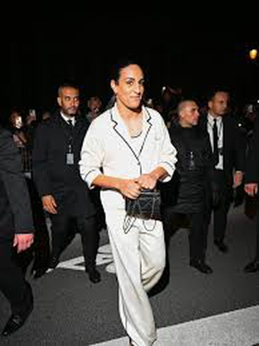 Imane Khelif, într-o ținută Chanel la Săptămâna Modei de la Paris: „Eleganță! O sărbătoare eternă a frumuseții” » Imaginile devenite virale