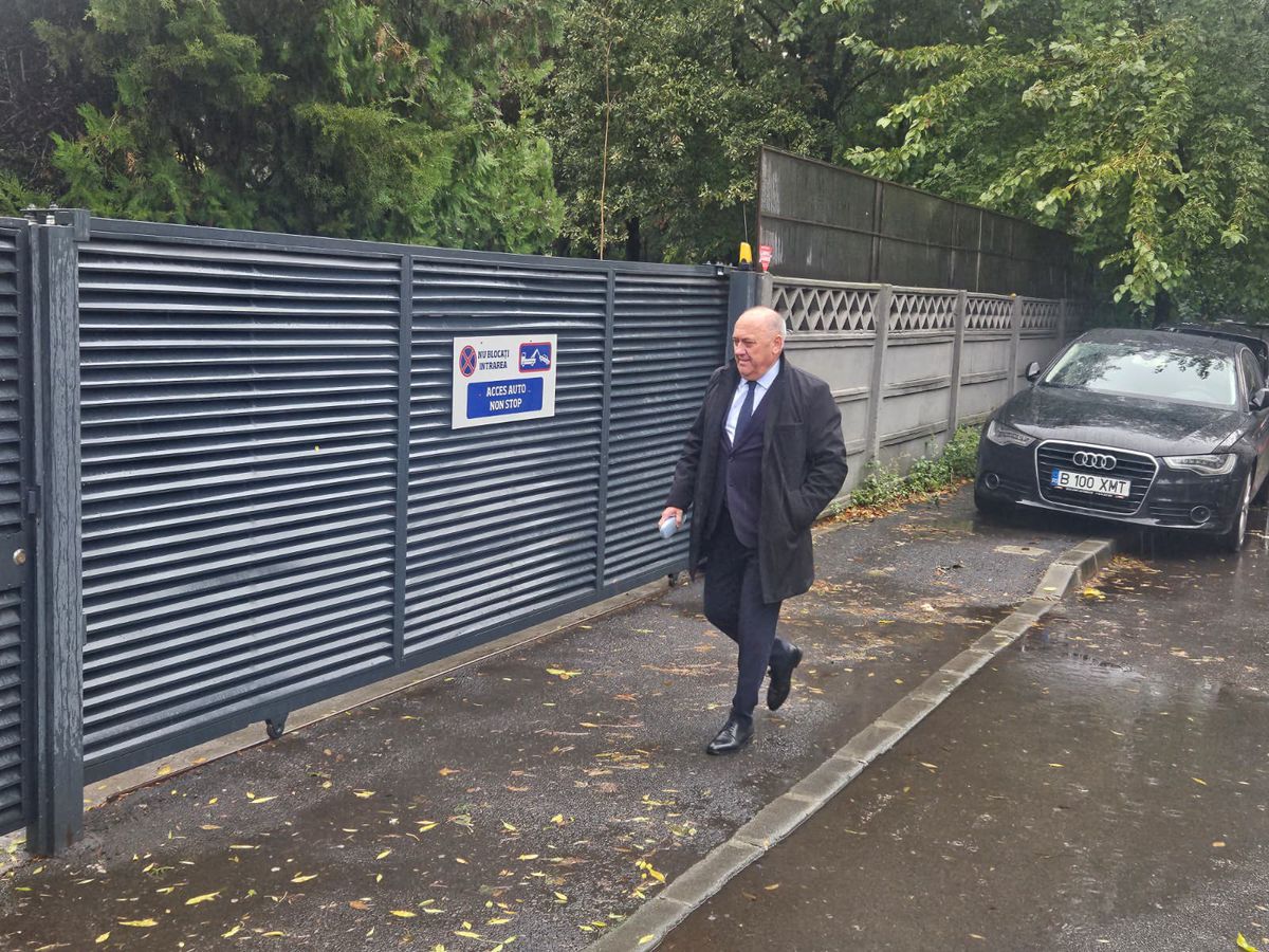 S-a terminat ședința convocată de Kyros Vassaras cu echipele din Superliga: „Discuții încinse” » Singurul antrenor prezent