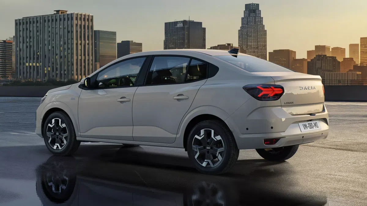 S-au lansat noile modele Dacia, la final de 2025 » Mașinile au „aripioare de rechin” și vor fi mai ieftine decât ale rivalelor