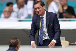Scandal de proporții în Adunarea Generală FRF! Răzvan Burleanu și-a pierdut cumpătul: „Pentru mine sunteți un maimuțoi!”