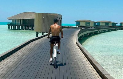 Direct în istorie » Iată primul fotbalist miliardar!