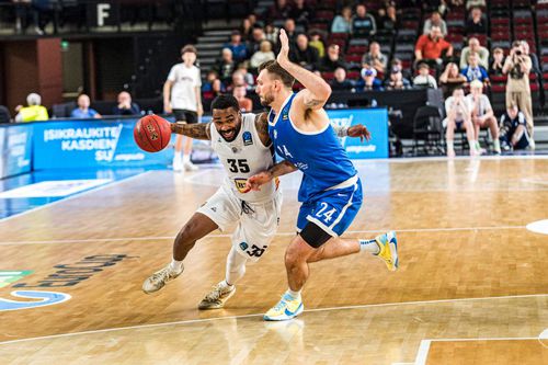 U-BT Cluj-Napoca, victorie cu 107-102 pe terenul lui Neptunas Klaipeda/Foto: euroleaguebasketball.net