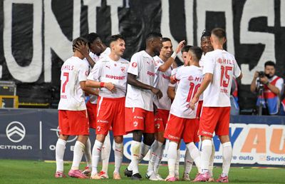 Dinamo se pregătește să intre la negocieri: două mutări-cheie în iarnă