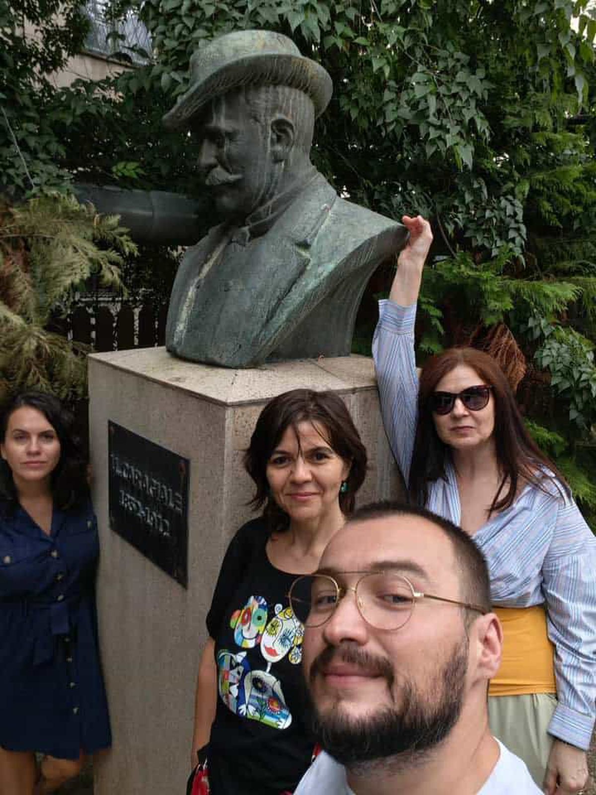 Veronica Stănică: „Mi se zicea Duckadamița!” » Pasiunea scriitoarei pentru șah: „Aș vrea să joc împotriva lui Kasparov”