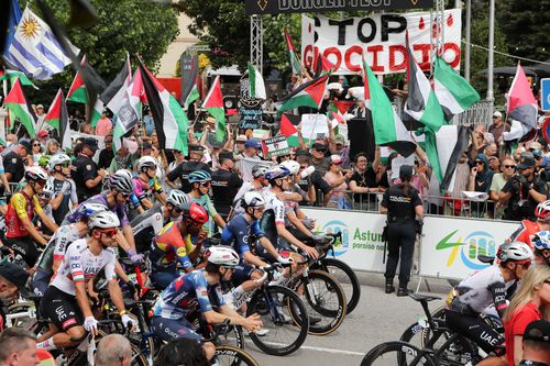 Proteste pro-Palestina în timpul Turului ciclist al Spaniei / Foto: Imago Images