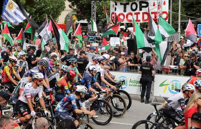 Echipa Israel-Premier Tech își va schimba numele și se va dezice de „actuala sa identitate”