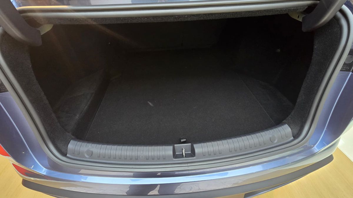 BYD a prezentat la Salonul Auto București modelele din noua generație » Ce este inovatorul sistem hibrid DM-i și cât costă