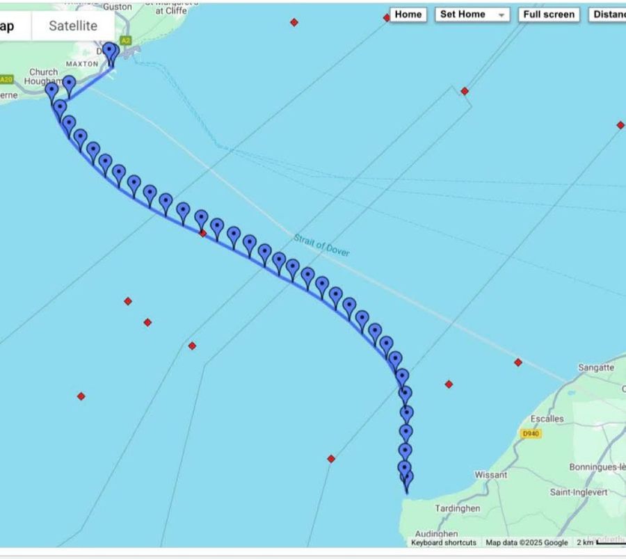 Traseul descris de românul Bogdan Zurbagiu la traversarea Canalului Mânecii Românul Bogdan Zurbagiu a străbătut Canalul Mânecii, considerat Everestul înotătorilor de cursă lungă