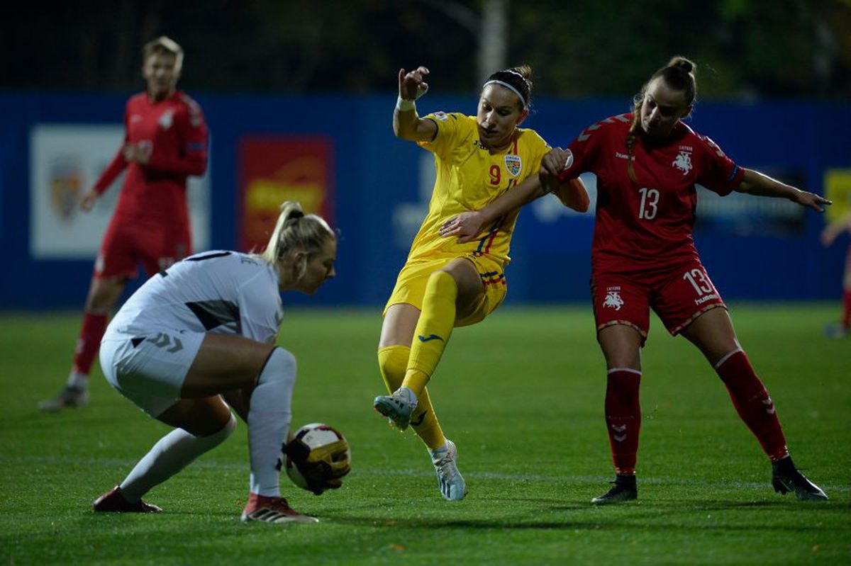 ROMÂNIA - LITUANIA 3-0 // FOTO+VIDEO Prima victorie în preliminariile EURO 2021 pentru naționala feminină