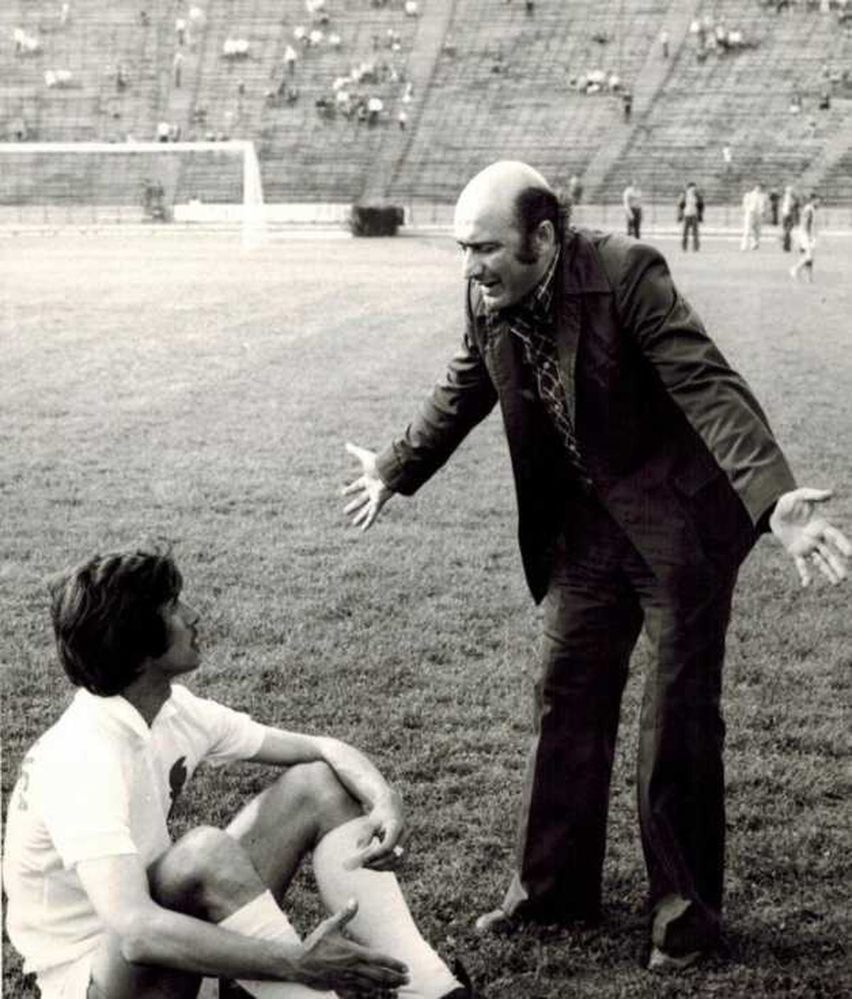 RETRO GSP. 33 de ani de la Timișoara - Dinamo 2-1, meciul care a prefigurat Revoluția. „Lucescu n-a știut și nici n-a învățat să piardă!”