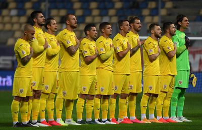 România - Belarus, arbitrat de o brigadă din Bulgaria! Nu este pentru prima dată când Rădoi se întâlnește cu „centralul” partidei