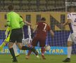FOTO Horia Mladinovici, eroare gravă în startul partidei de la Pitești! Arbitrul le-a refuzat un penalty clar celor de la CFR