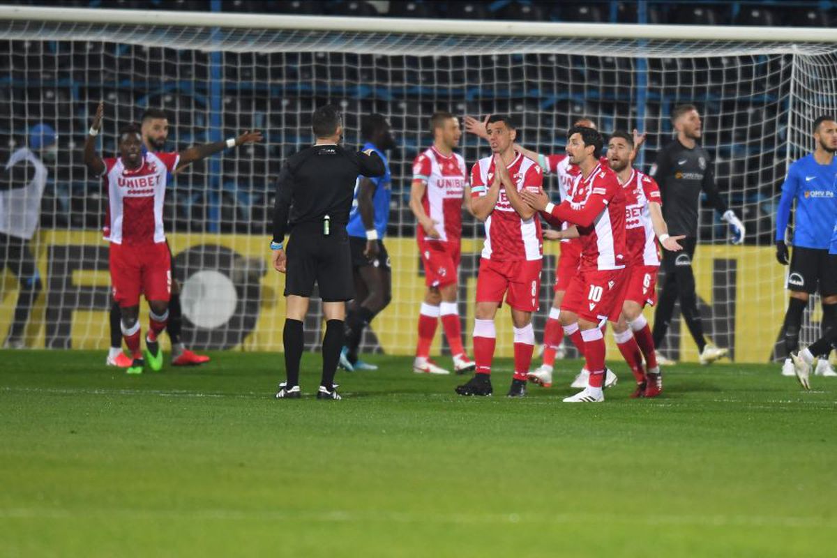 Fostul antrenor de la Dinamo, vehement la adresa conducerii: „O minciună continuă! Jucători și antrenori păcăliți...”