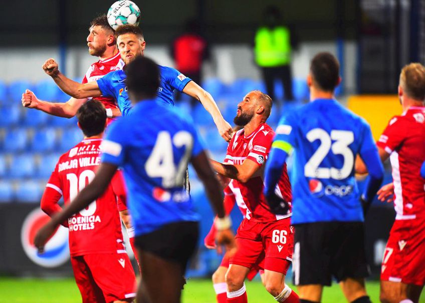 Dinamo a pierdut și cu Viitorul, scor 1-2, și e penultima în Liga 1. Fundașul central Ante Puljić (33 de ani) nu a găsit explicații pentru forma „câinilor”. Croatul a dezvăluit și protestul pus la cale de elevii lui Cosmin Contra.