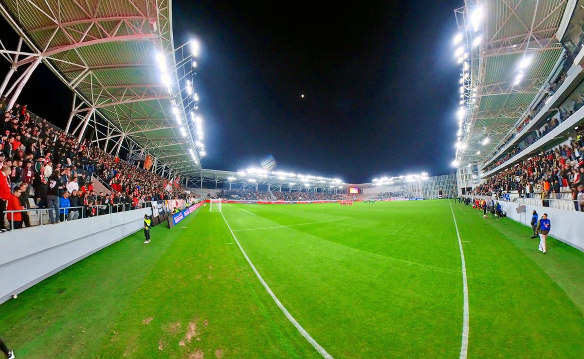 „Dinamo trebuie să plătească” » Alin Petrache iese la atac după ce fanii lui Dinamo au rupt scaunele pe „Arcul de Triumf”