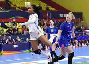 Dezastrul României i-ar putea îmbogăți » Cum văd bookmakerii duelul decisiv al României de la Campionatul European de handbal