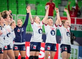 O singură echipă a intrat cu punctaj maxim în grupa I principală de la Campionatul European! Repriză umilitoare pentru favorita Suedia