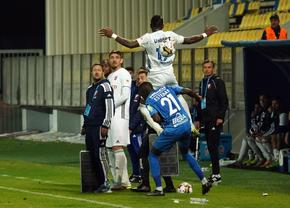 Tot mai aproape de încă o schimbare de antrenor în Liga 1: „Trebuie să tragem linie. E clar că trebuie să avem o discuție”