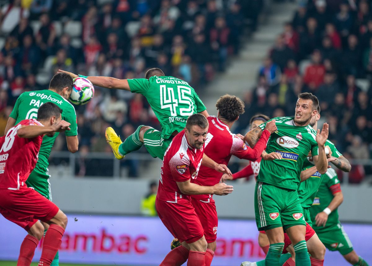 Dinamo a jucat din nou în București » Câți suporteri au venit la primul meci intercluburi jucat pe „Arcul de Triumf”