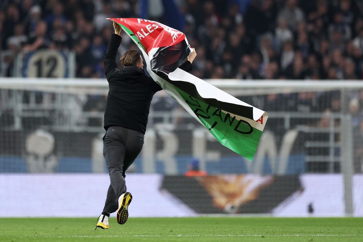 Cine e Roony Bardghji, omul care a răpus-o pe United: e golgeterul echipei la doar 17 ani!