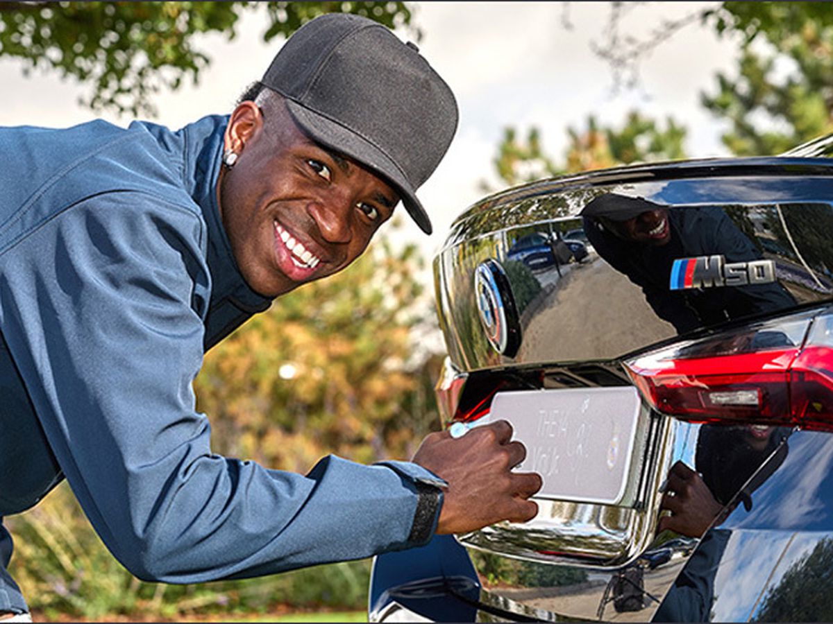 BMW vinde mașinile folosite de jucătorii lui Real Madrid » Cât costă bolizii cu care au mers Vinicius, Modric și Kroos