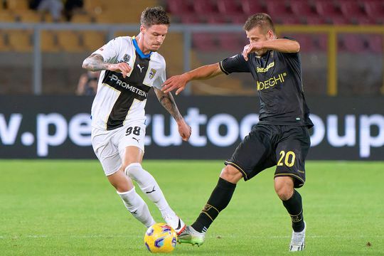 Dennis Man, în alb // foto: Imago Images